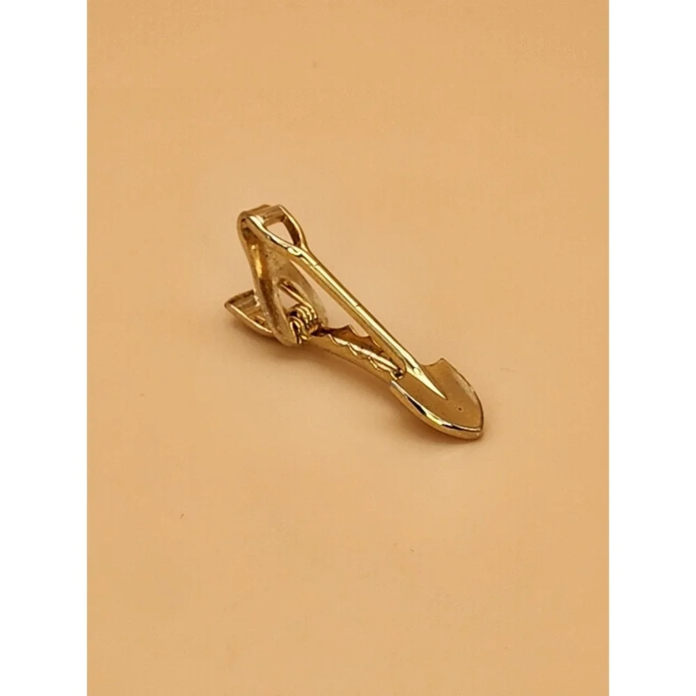 Vintage Spade Shovel D Handle Gold Tone Tie Clip Bar Small FREE $HIPPING!!